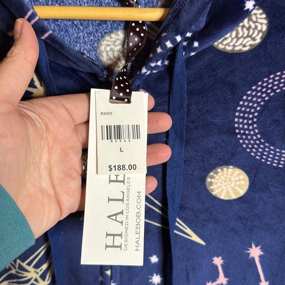 NWT Hale Bob RARE Sleeper Celestial Onesie Navy Blue Size Large - Picture 10 of 11